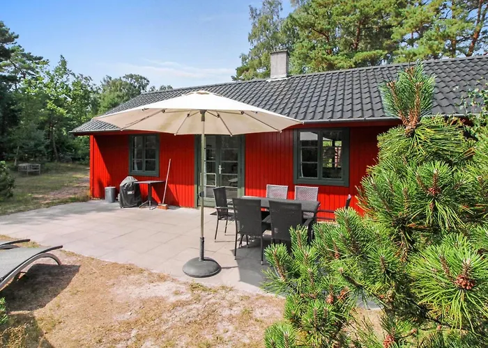 Jale - 50m From The Sea By Interhome